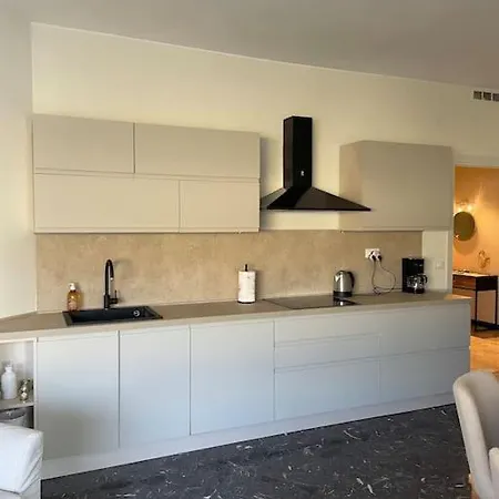 Water Lily סנרמו